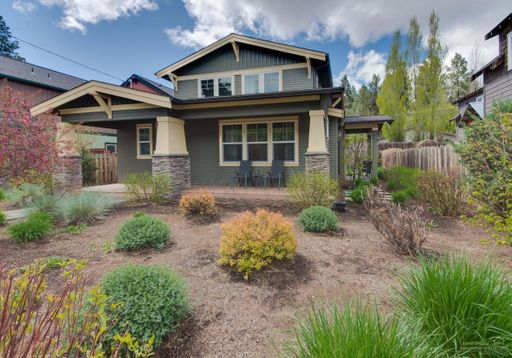 buying and renting homes in bend oregon
